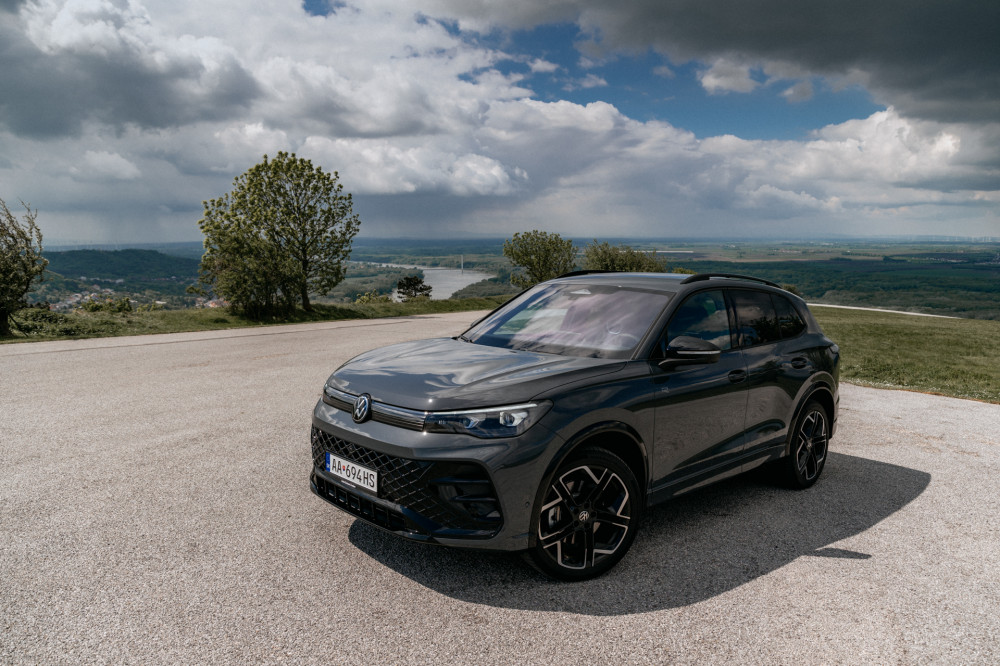 Volkswagen Tiguan R-Line 2.0 TDI 4MOTION